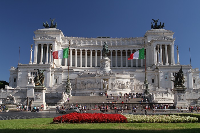 Vittoriano with flowers