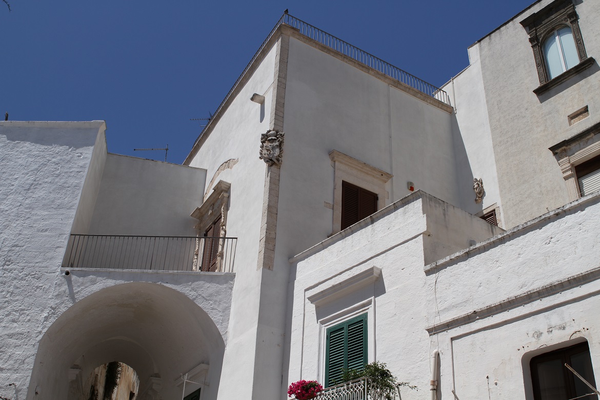 Ostuni Scene