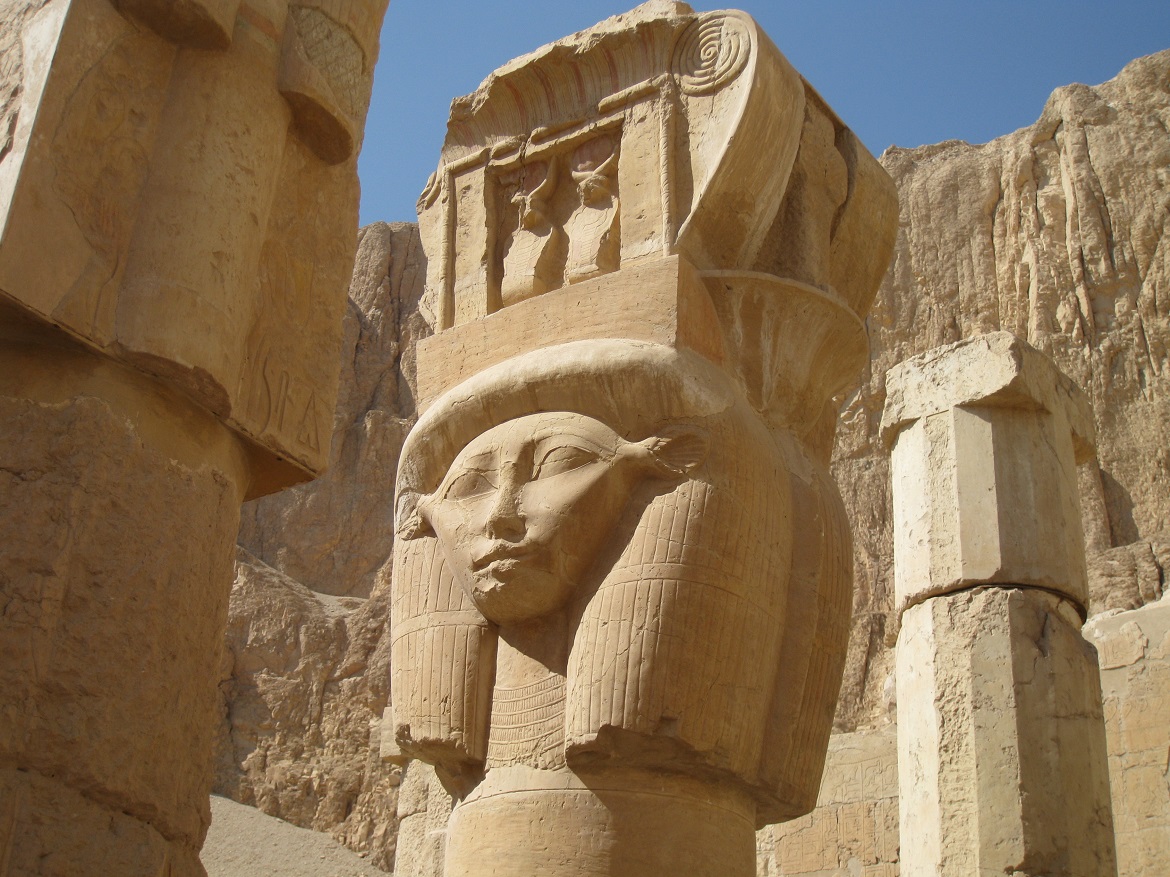 Hathor capital columns