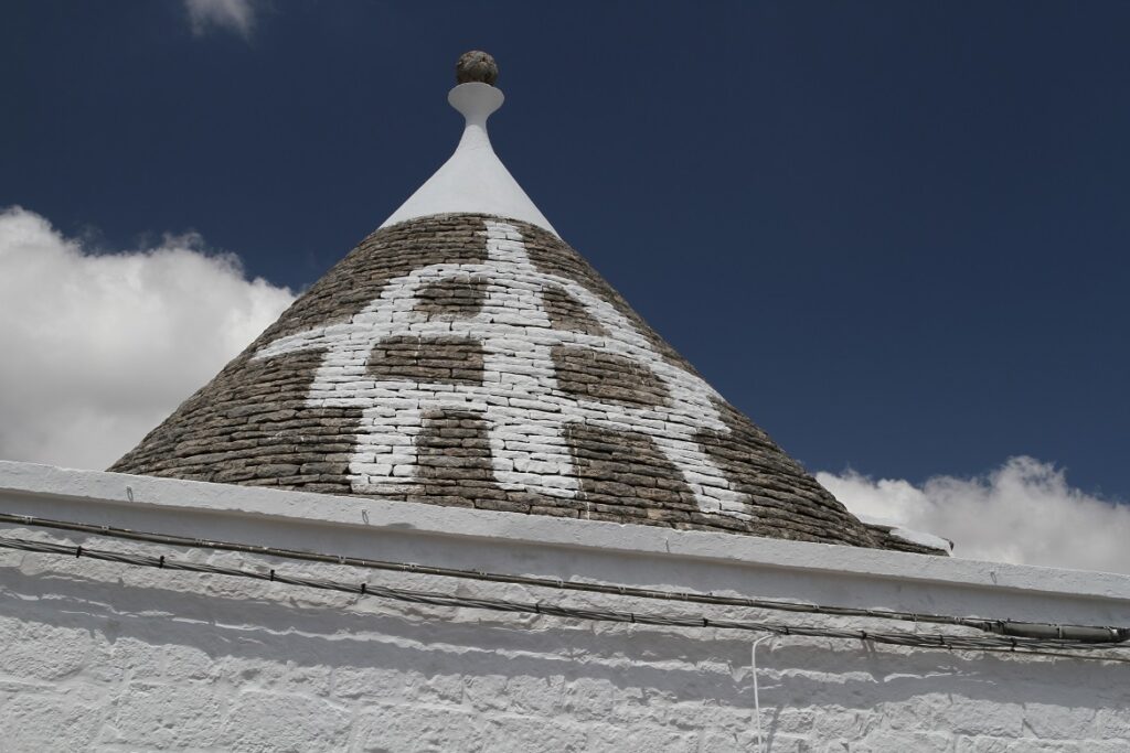 Trullo with Symbol