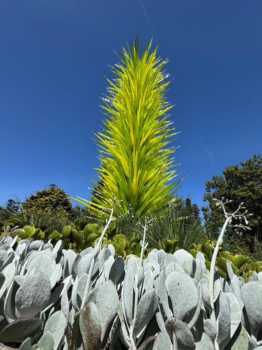 Vivid Lime Icicle Tower